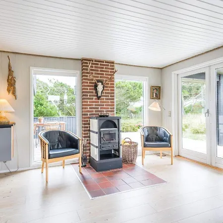 Henne Cxiii Holiday home